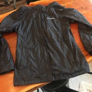 Women’s Columbia windbreaker
